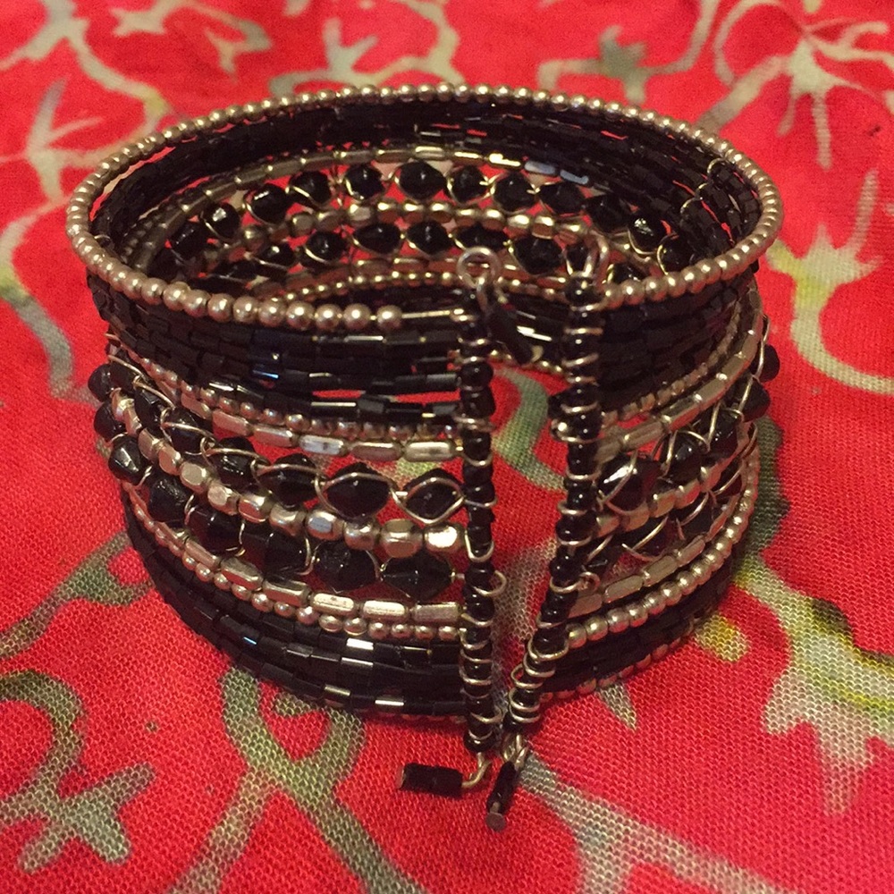 🔥 Beaded Black and Silver Cuff 🔥